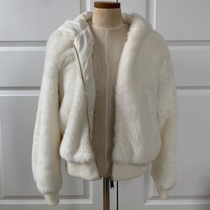 Barely Worn Forever 21 Faux Fur Jacket White/Cream